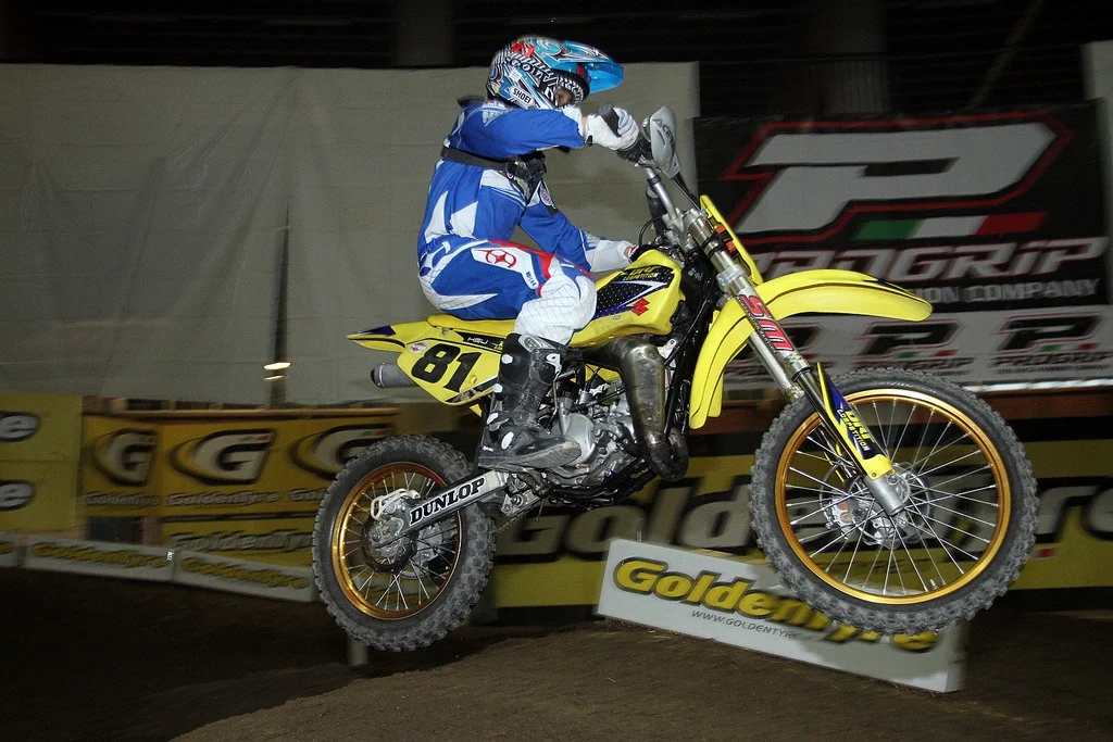 Brian Hsu con Suzuki 85 al Supercross di Genova nel 2011