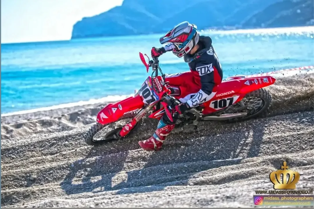 Alberto Genta in gara al Marecross Liguria
