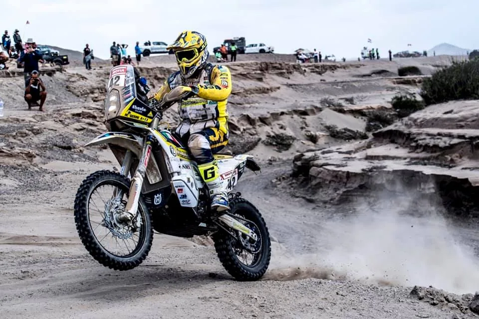 Maurizio Gerini in gara con la Husqvarna Rally 450 alla Dakar 2019